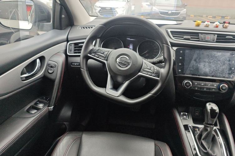 Used Nissan Qashqai 2021 2.0L CVT Luxury Edition Steering Wheel