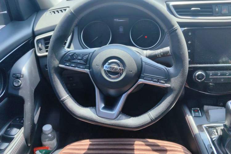 Used Nissan Qashqai 2021 2.0L CVT Smart Enjoyment Version Steering Wheel