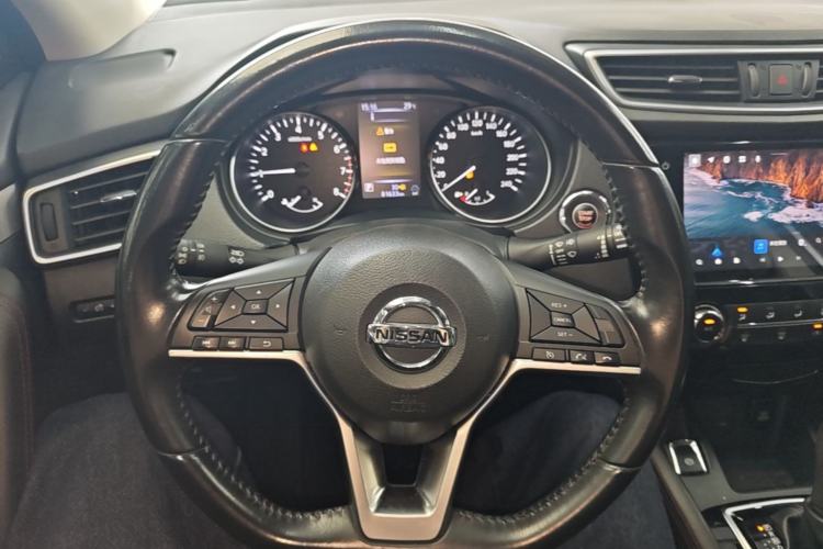 Used Nissan Qashqai 2021 2.0L CVT Luxury Edition Steering Wheel