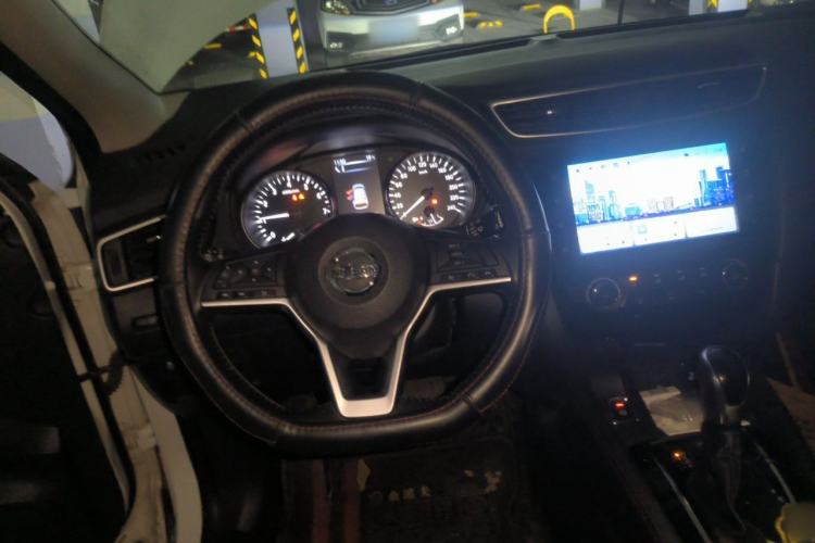 Used Nissan Qashqai 2021 2.0L CVT Luxury Edition Steering Wheel
