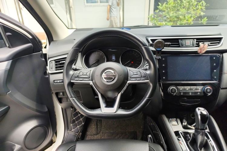 Used Nissan Qashqai 2021 2.0L CVT Luxury Edition Steering Wheel