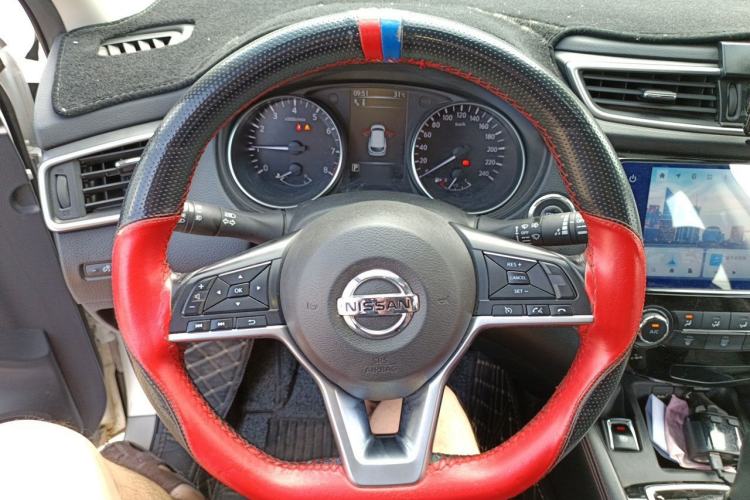 Used Nissan Qashqai 2021 2.0L CVT Luxury Edition Steering Wheel