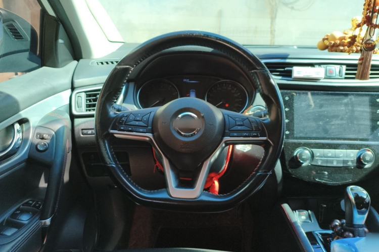 Used Nissan Qashqai 2021 2.0L CVT Luxury Edition Steering Wheel