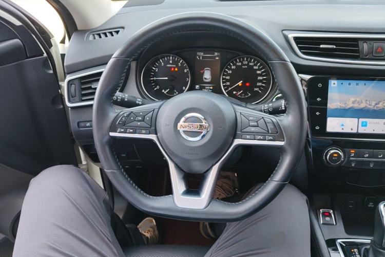 Used Nissan Qashqai 2021 2.0L CVT Luxury Edition Steering Wheel