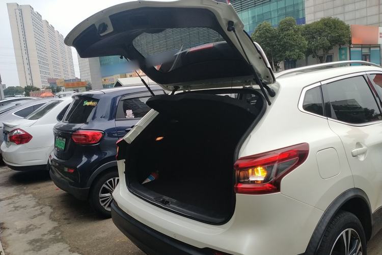 Used Nissan Qashqai 2021 2.0L CVT Luxury Edition Trunk