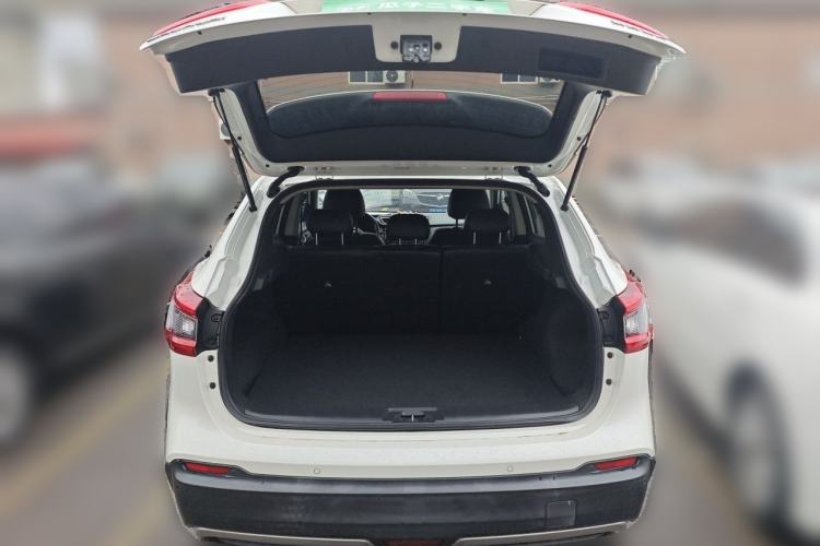Used Nissan Qashqai 2021 2.0L CVT Luxury Edition Trunk