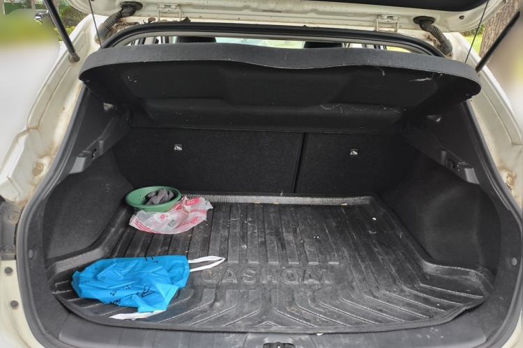 Used Nissan Qashqai 2021 2.0L CVT Luxury Edition Trunk
