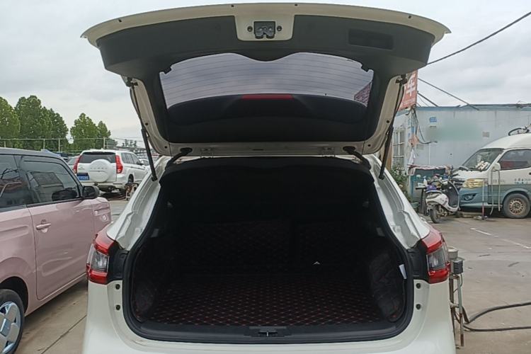 Used Nissan Qashqai 2021 2.0L CVT Luxury Edition Trunk