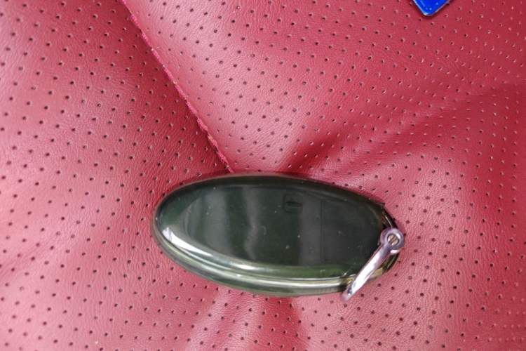 Used Nissan Qashqai 2021 2.0L CVT Luxury Navigation Edition Vehicle Key