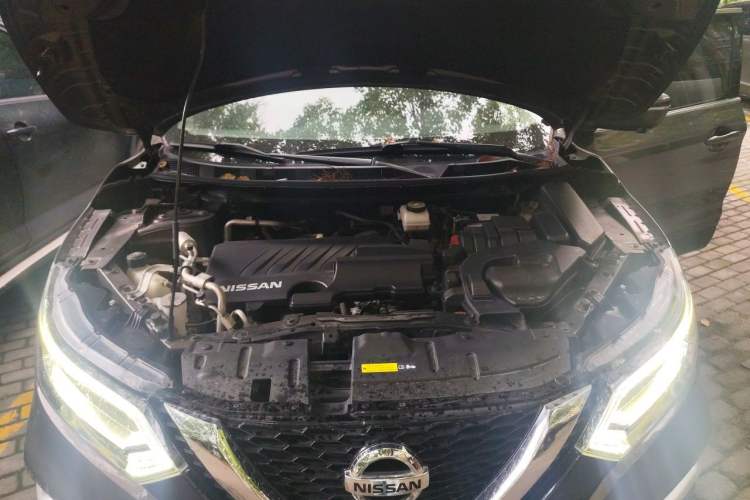 Used Nissan Qashqai 2021 2.0L CVT Luxury Edition Engine Bay
