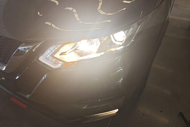 Used Nissan Qashqai 2021 2.0L CVT Smart Enjoyment Version Left Front Headlight