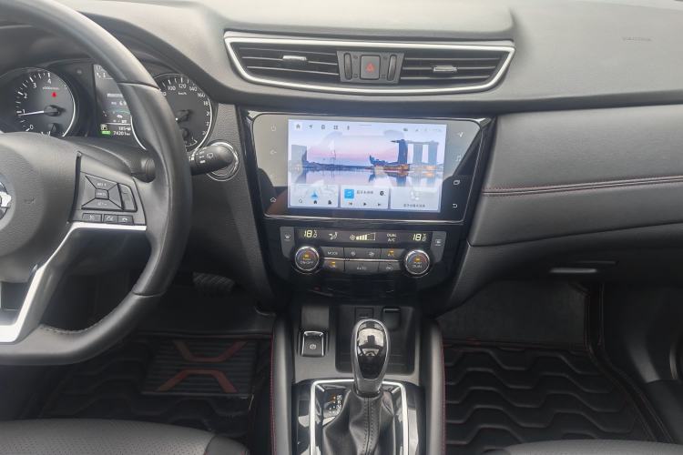 Used Nissan Qashqai 2022 2.0L CVT XV Premier Luxury Edition Audio And AC Panel