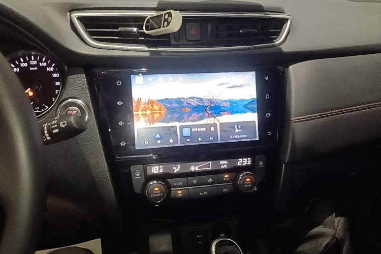 Used Nissan Qashqai 2022 2.0L CVT XV Premier Luxury Edition Audio And AC Panel