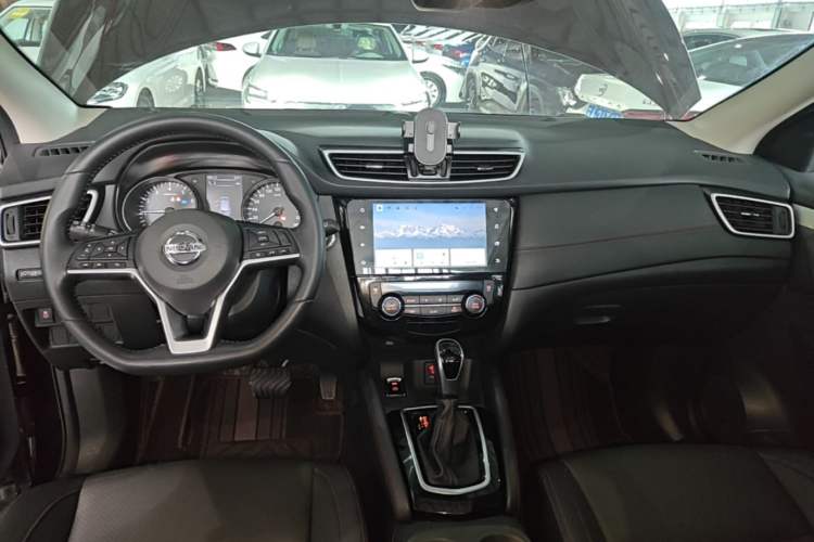 Used Nissan Qashqai 2022 2.0L CVT XV Premier Luxury Edition Center Console