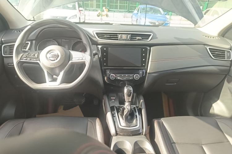 Used Nissan Qashqai 2022 2.0L CVT XV Smart Enjoyment Version Center Console