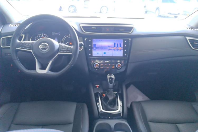 Used Nissan Qashqai 2022 2.0L CVT XV Premier Luxury Edition Center Console