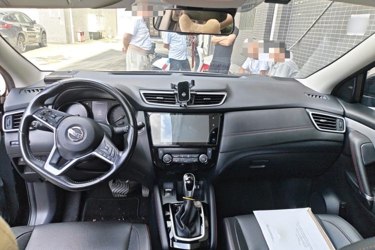 Used Nissan Qashqai 2022 2.0L CVT XV Premier Luxury Edition Center Console