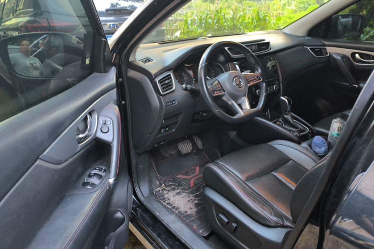 Used Nissan Qashqai 2022 2.0L CVT XV Premier Luxury Edition Driver Seat