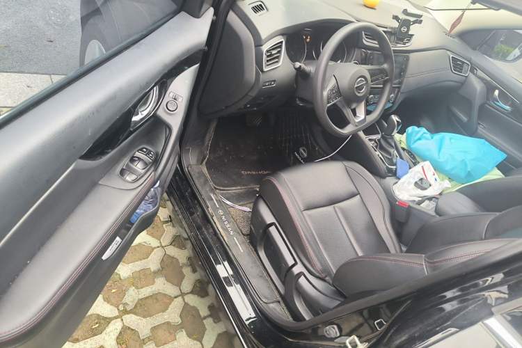 Used Nissan Qashqai 2022 2.0L CVT XV Smart Enjoyment Version Driver Seat