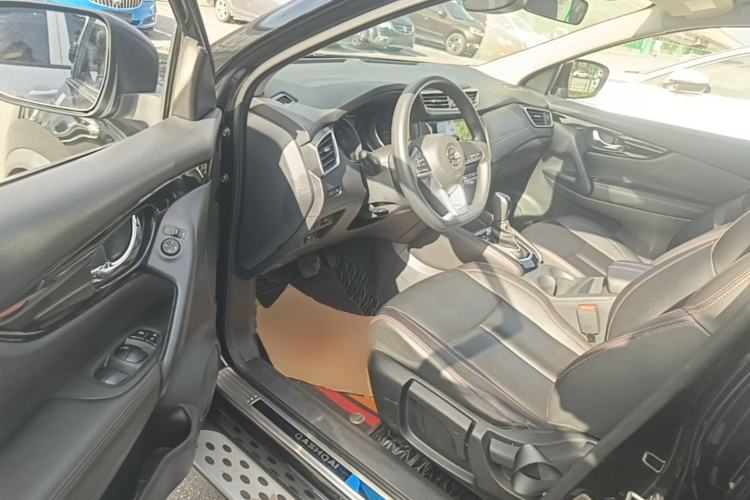 Used Nissan Qashqai 2022 2.0L CVT XV Smart Enjoyment Version Driver Seat