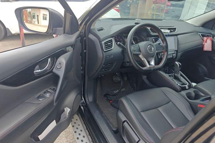 Used Nissan Qashqai 2022 2.0L CVT XV Smart Enjoyment Version Driver Seat