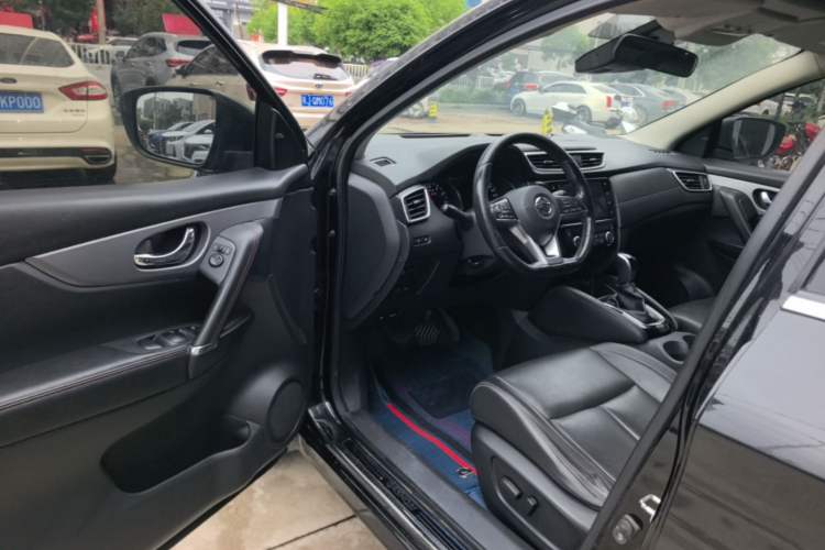 Used Nissan Qashqai 2022 2.0L CVT XV Premier Luxury Edition Driver Seat