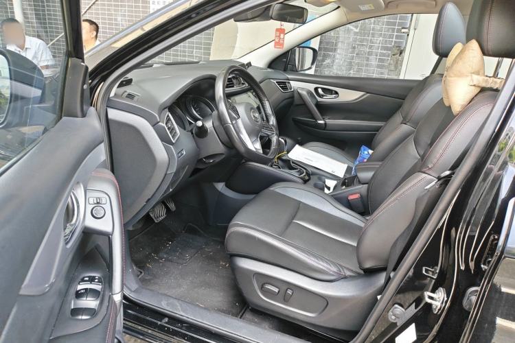 Used Nissan Qashqai 2022 2.0L CVT XV Premier Luxury Edition Driver Seat