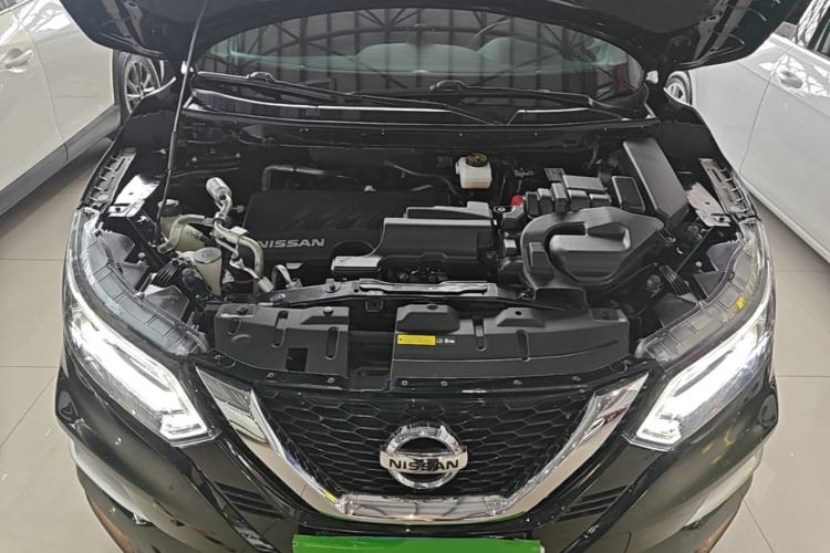 Used Nissan Qashqai 2022 2.0L CVT XV Premier Luxury Edition Engine Bay