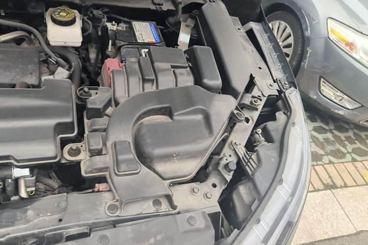Used Nissan Qashqai 2022 2.0L CVT XV Smart Enjoyment Version Engine Bay Left