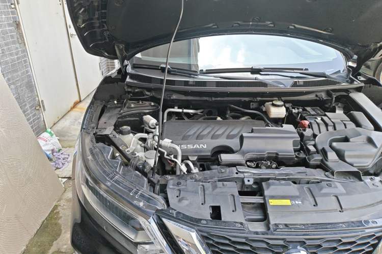 Used Nissan Qashqai 2022 2.0L CVT XV Premier Luxury Edition Engine Bay Right
