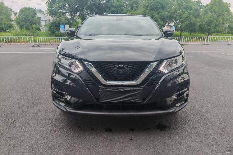 Used Nissan Qashqai 2022 2.0L CVT XV Smart Enjoyment Version Exterior 1