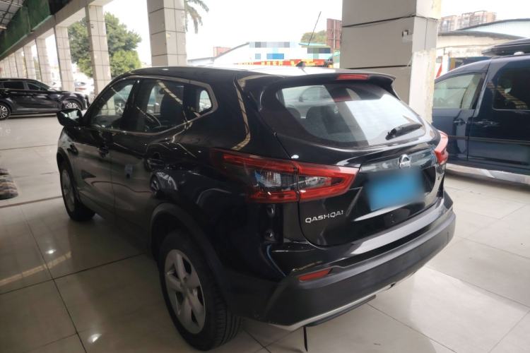 Used Nissan Qashqai 2022 2.0L CVT XV Smart Enjoyment Version Exterior 2