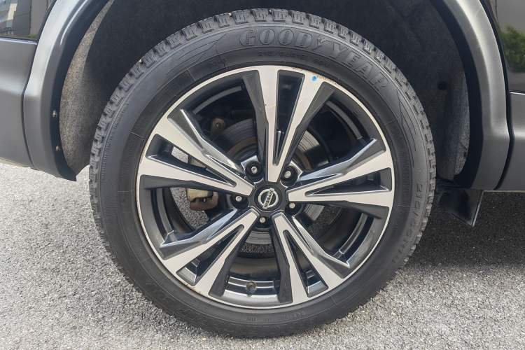 Used Nissan Qashqai 2022 2.0L CVT XV Premier Luxury Edition Exterior 8