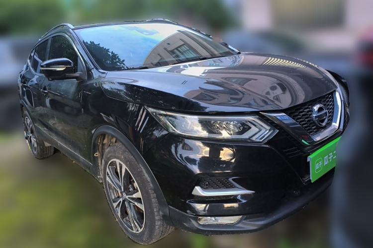 Used Nissan Qashqai 2022 2.0L CVT XV Premier Luxury Edition Front Right 45 Deg