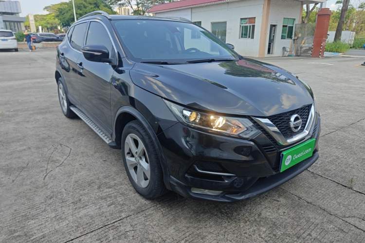 Used Nissan Qashqai 2022 2.0L CVT XV Smart Enjoyment Version Front Right 45 Deg