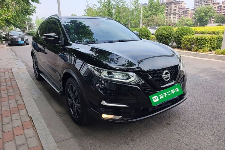 Used Nissan Qashqai 2022 2.0L CVT XV Premier Luxury Edition Front Right 45 Deg