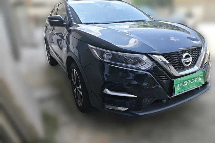 Used Nissan Qashqai 2022 2.0L CVT XV Premier Luxury Edition Front Right 45 Deg
