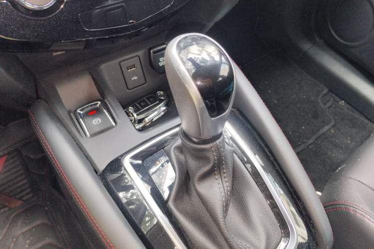 Used Nissan Qashqai 2022 2.0L CVT XV Smart Enjoyment Version Gear Lever