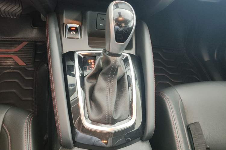 Used Nissan Qashqai 2022 2.0L CVT XV Smart Enjoyment Version Gear Lever