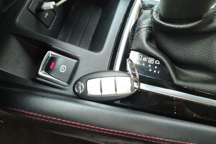Used Nissan Qashqai 2022 2.0L CVT XV Smart Enjoyment Version Interior 1