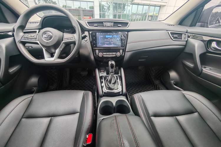Used Nissan Qashqai 2022 2.0L CVT XV Smart Enjoyment Version Interior 1