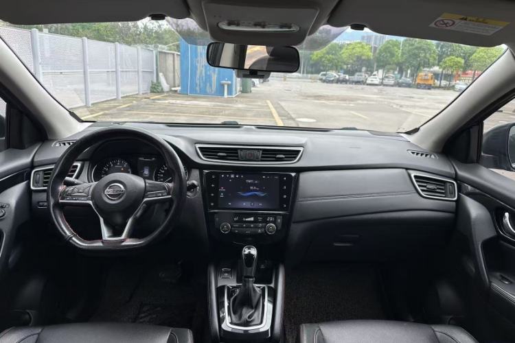 Used Nissan Qashqai 2022 2.0L CVT XV Smart Enjoyment Version Interior 2