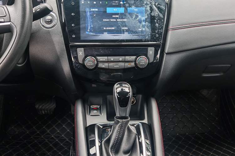 Used Nissan Qashqai 2022 2.0L CVT XV Smart Enjoyment Version Interior 3