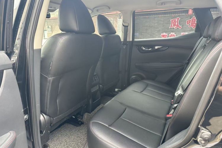 Used Nissan Qashqai 2022 2.0L CVT XV Smart Enjoyment Version Interior 4