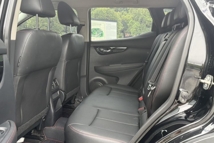 Used Nissan Qashqai 2022 2.0L CVT XV Smart Enjoyment Version Interior 4