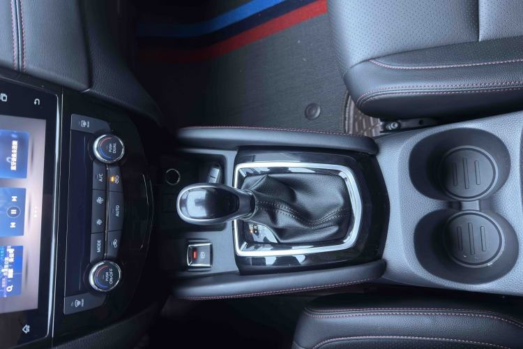 Used Nissan Qashqai 2022 2.0L CVT XV Prem·Night Edition Interior 4