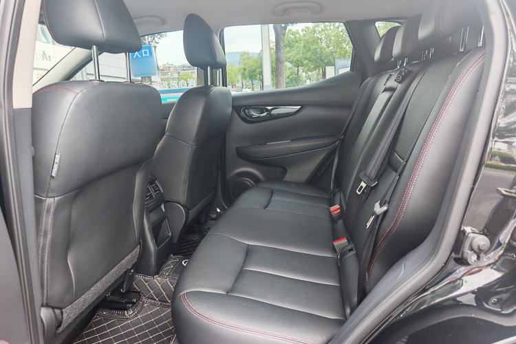 Used Nissan Qashqai 2022 2.0L CVT XV Smart Enjoyment Version Interior 4
