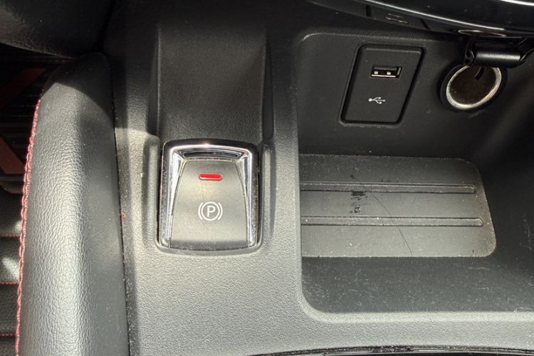 Used Nissan Qashqai 2022 2.0L CVT XV Smart Enjoyment Version Interior 7