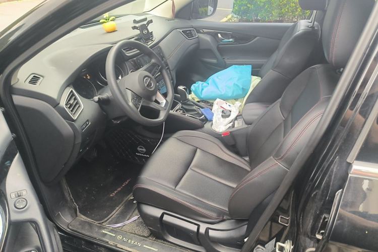 Used Nissan Qashqai 2022 2.0L CVT XV Smart Enjoyment Version Left Front Seat