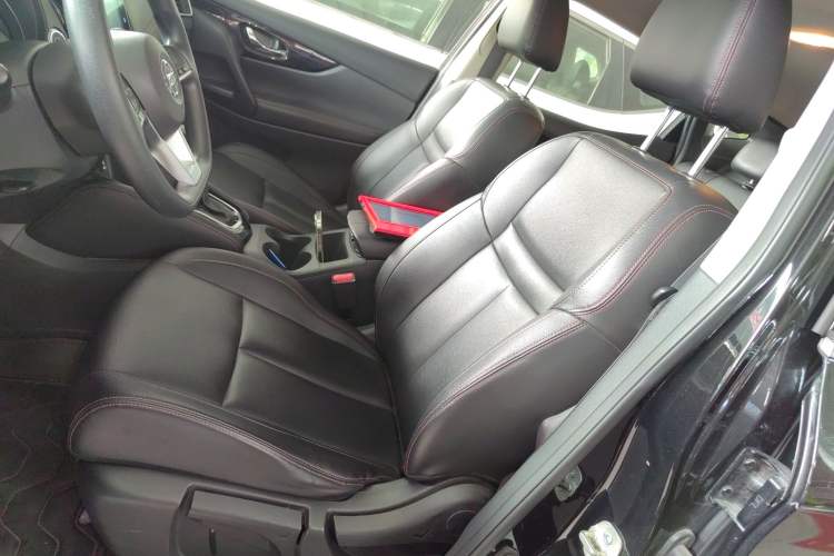 Used Nissan Qashqai 2022 2.0L CVT XV Smart Enjoyment Version Left Front Seat